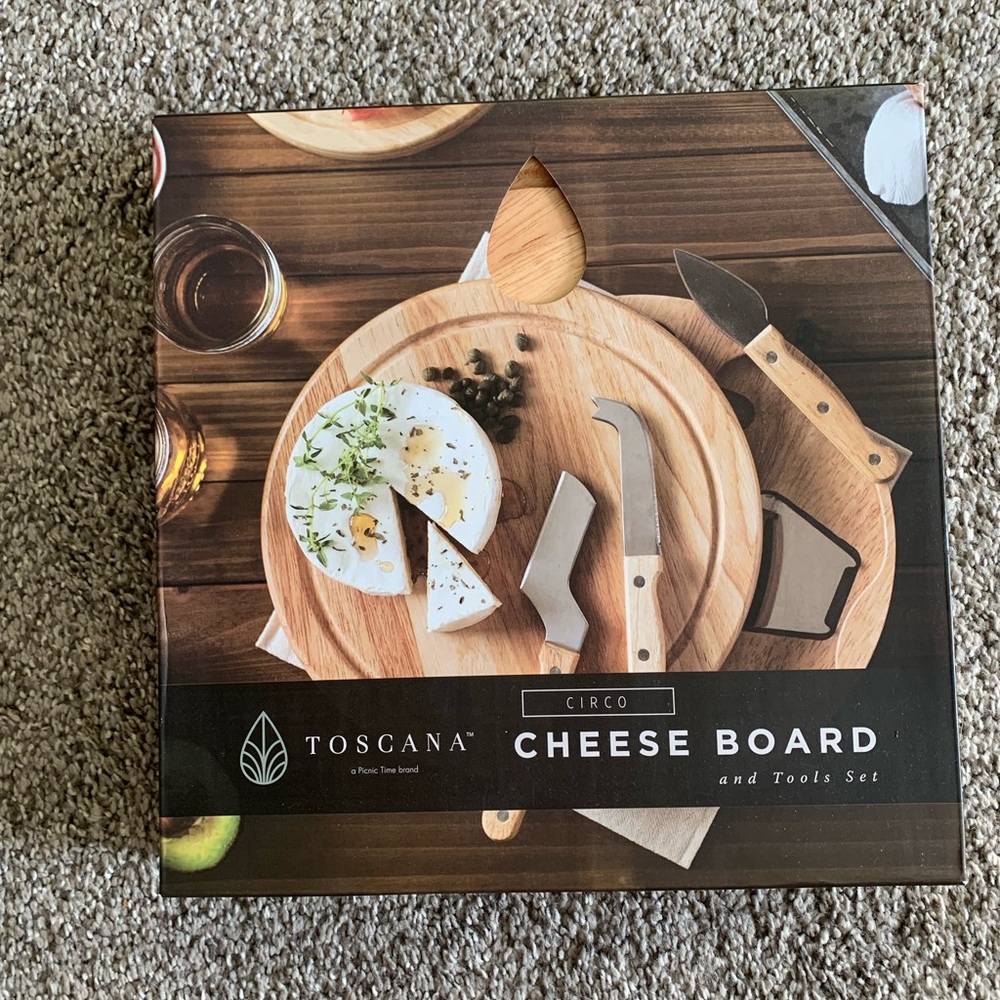 Toscana Cheeseboard and Tools Set 🧀